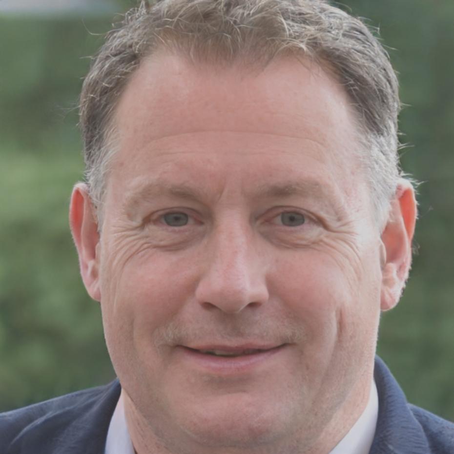 Максим Вилкс - ведущий разработчик финансовых систем